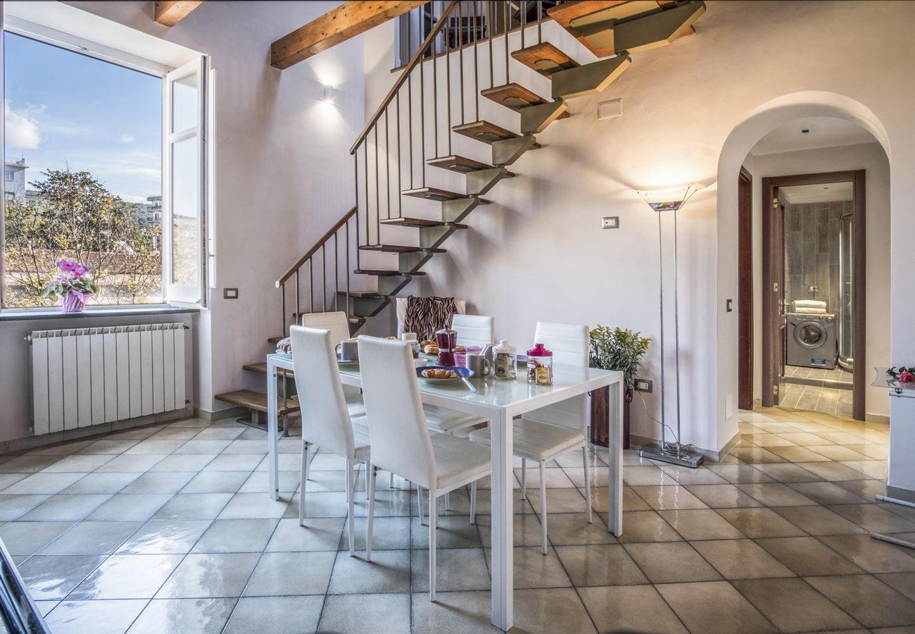 Appartamento a Sorrento - AMORE RENTALS - Palazzo Mary in Piazza Tasso