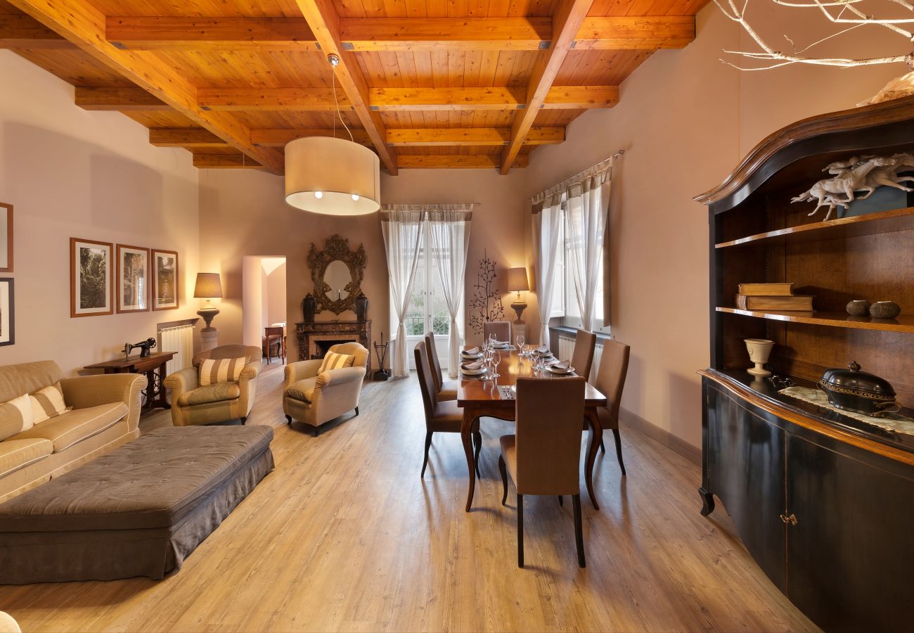 Appartamento a Sorrento - AMORE RENTALS - Palazzo Mary in Piazza Tasso