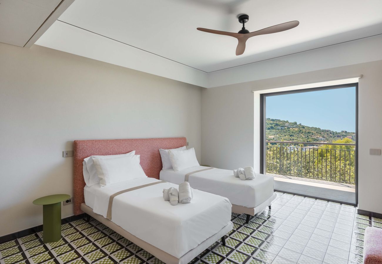 Villa a Massa Lubrense - AMORE RENTALS - Villa Cantuccio dei Sogni con Piscina e Vista Mare