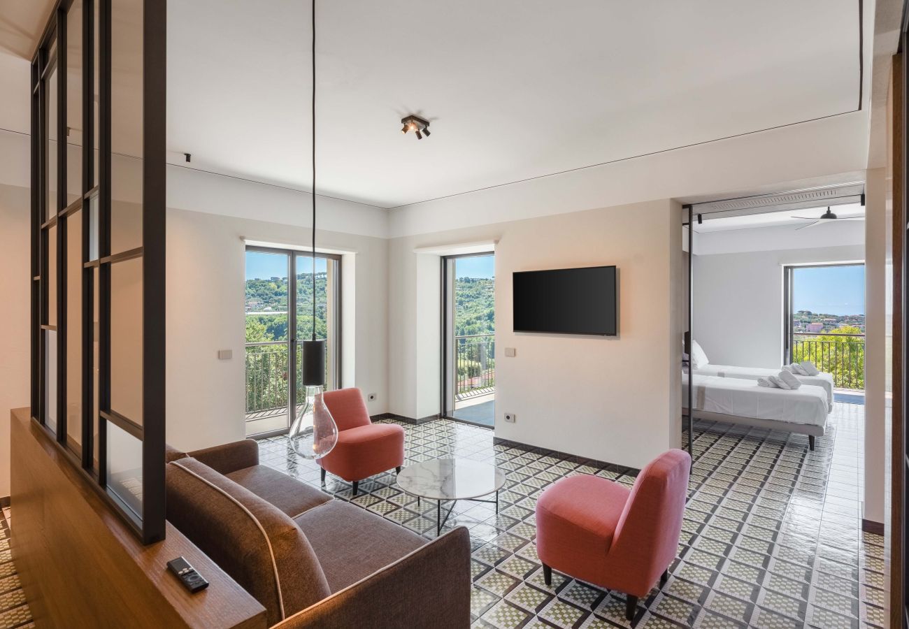 Villa a Massa Lubrense - AMORE RENTALS - Villa Cantuccio dei Sogni con Piscina e Vista Mare