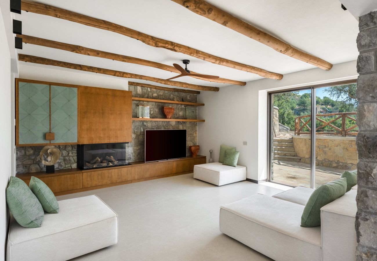 Villa a Massa Lubrense - AMORE RENTALS - Villa Cantuccio dei Sogni con Piscina e Vista Mare