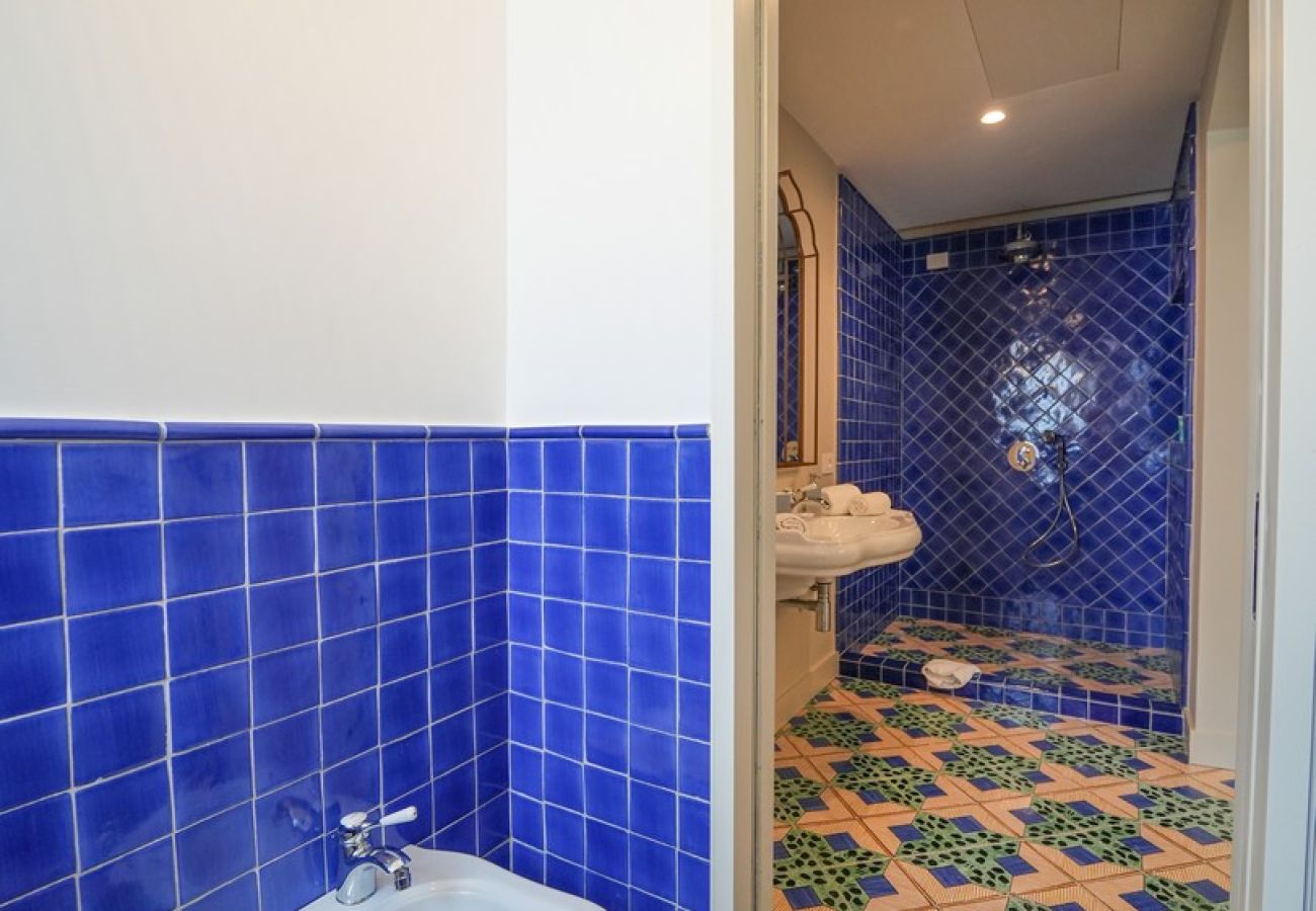 Villa a Sorrento - AMORE RENTALS - Villa Kalisa - Dimora di Lusso Esclusiva