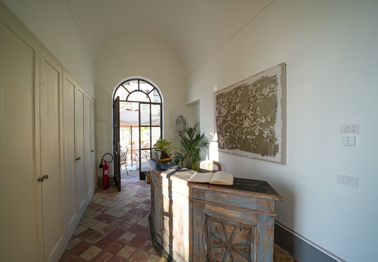 Villa a Sorrento - AMORE RENTALS - Villa Kalisa - Dimora di Lusso Esclusiva