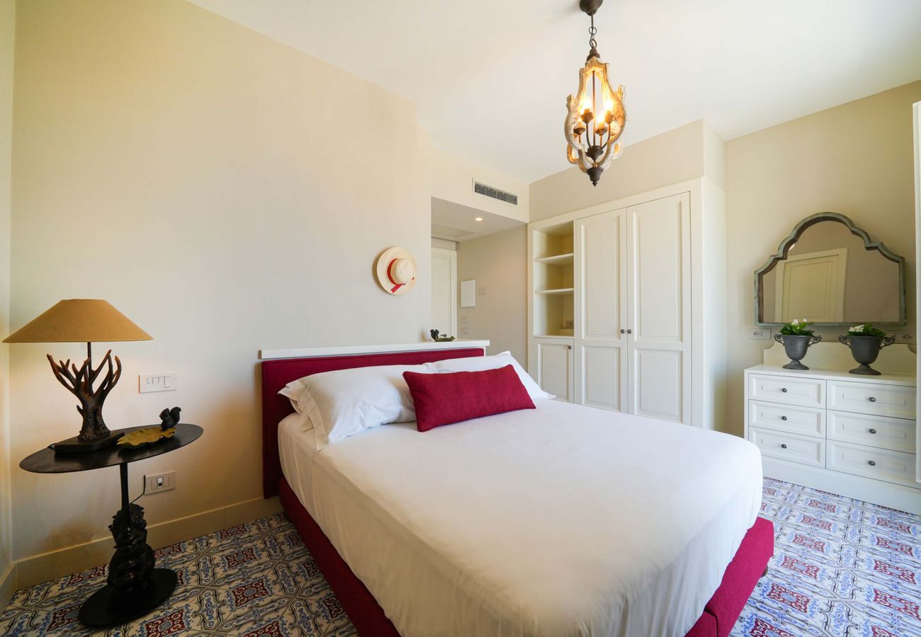 Villa a Sorrento - AMORE RENTALS - Villa Kalisa - Dimora di Lusso Esclusiva