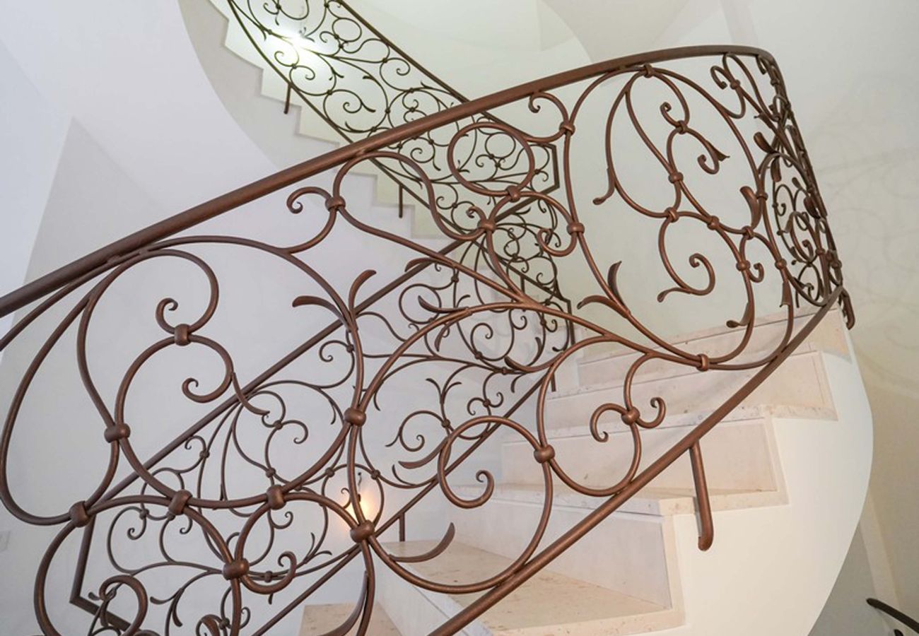 Villa a Sorrento - AMORE RENTALS - Villa Kalisa - Dimora di Lusso Esclusiva