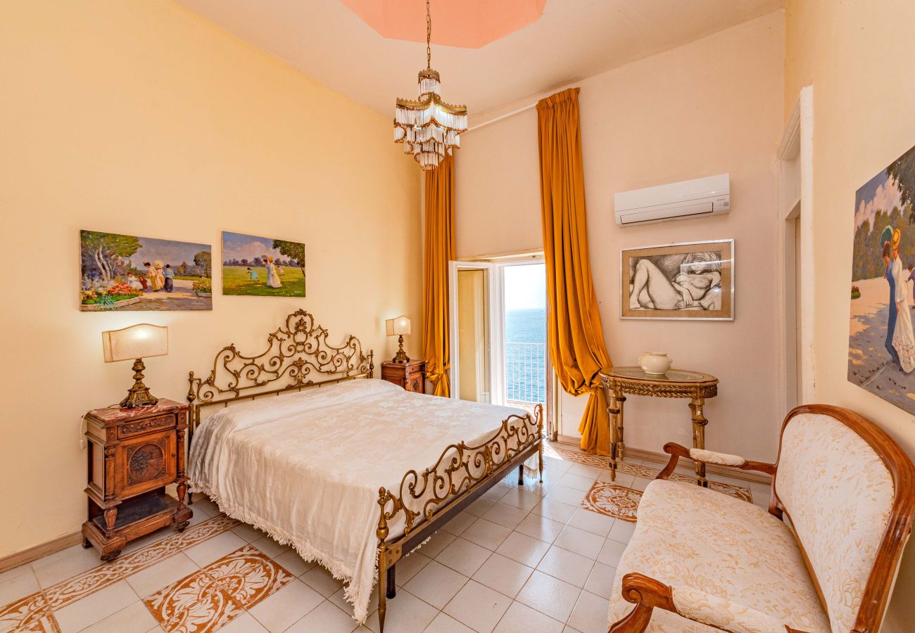 Villa a Furore - AMORE RENTALS - Villa Incanto sul Mare - Assoluta Privacy con Accesso Privato al Mare