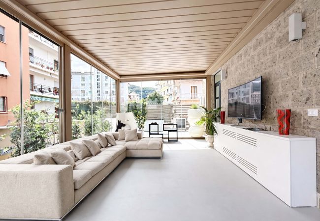  a Sorrento - AMORE RENTALS - Diamond Home De Luxe - Appartamento di lusso con terrazza nel centro di Sorrento