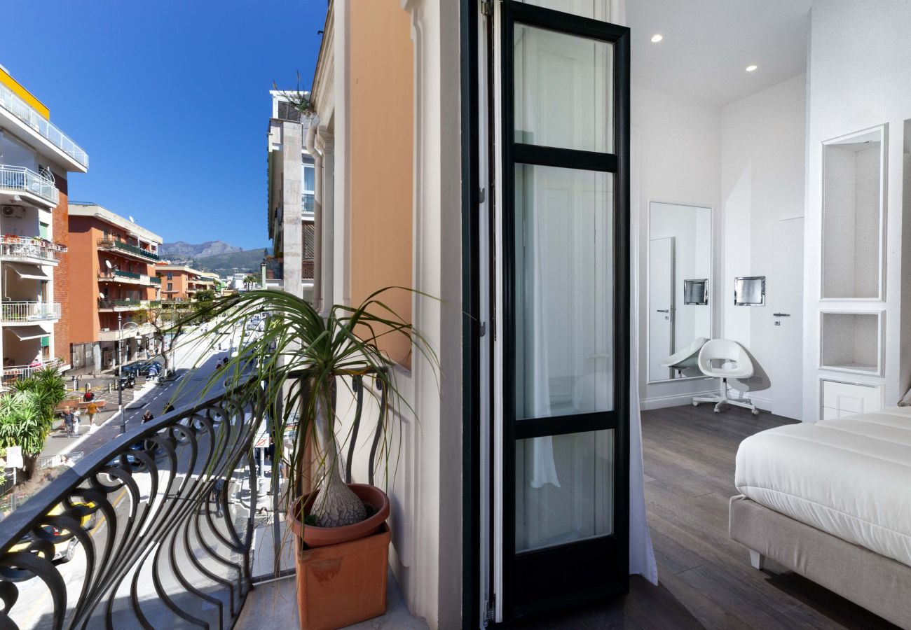 Appartamento a Sorrento - AMORE RENTALS - Diamond Home De Luxe - Appartamento di lusso con terrazza nel centro di Sorrento
