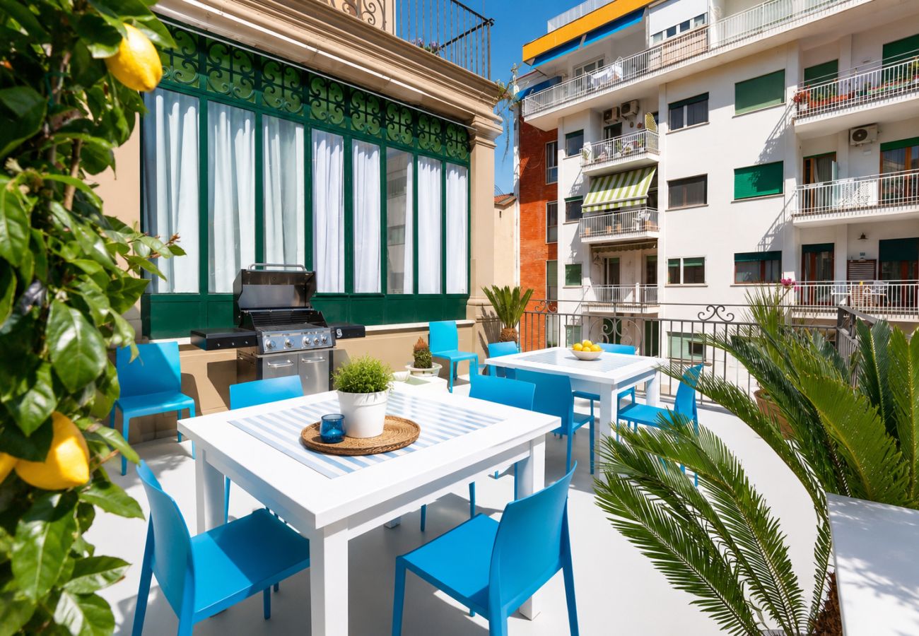 Appartamento a Sorrento - AMORE RENTALS - Diamond Home De Luxe - Appartamento di lusso con terrazza nel centro di Sorrento