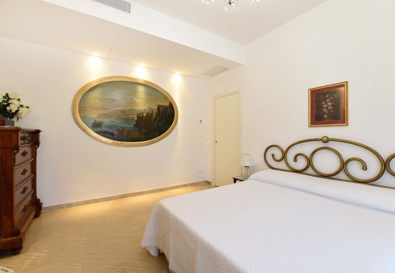 Appartamento a Sorrento - AMORE RENTALS - Casa Clara