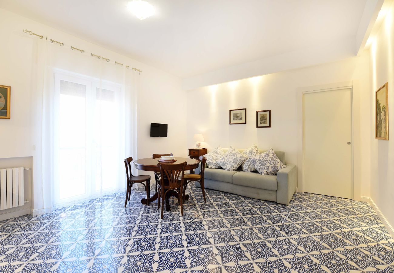 Appartamento a Sorrento - AMORE RENTALS - Casa Clara