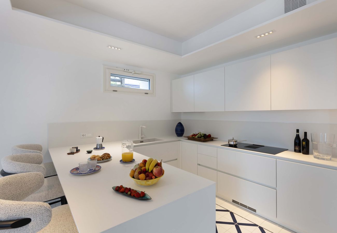 Villa a Massa Lubrense - AMORE RENTALS - Villa Gisolfi con Piscina Privata e Vista Mare