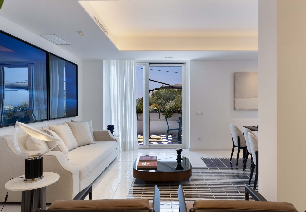 Villa a Massa Lubrense - AMORE RENTALS - Villa Gisolfi con Piscina Privata e Vista Mare