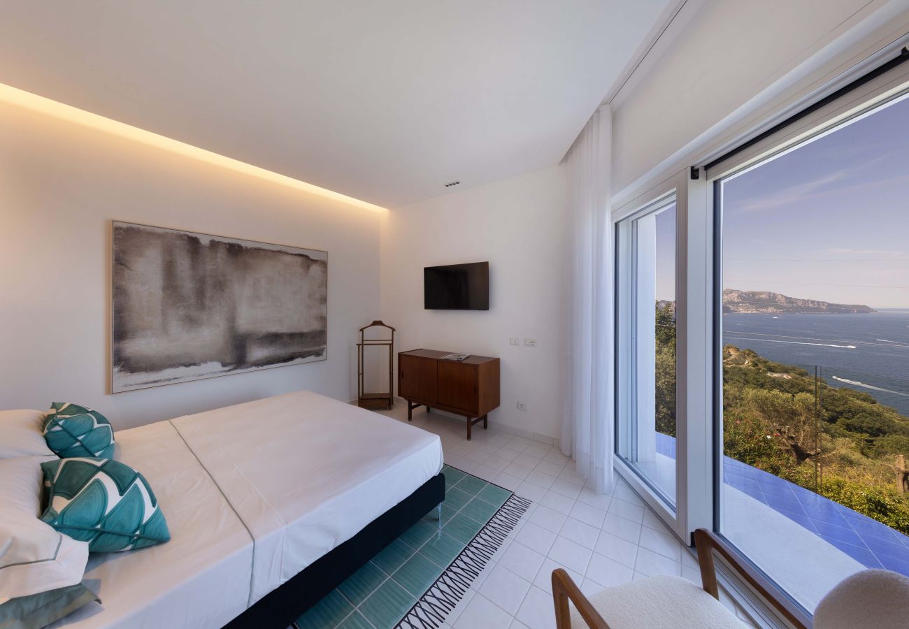 Villa a Massa Lubrense - AMORE RENTALS - Villa Gisolfi con Piscina Privata e Vista Mare