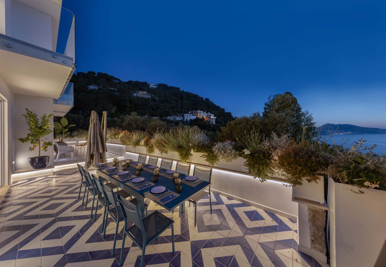 Villa a Massa Lubrense - AMORE RENTALS - Villa Gisolfi con Piscina Privata e Vista Mare