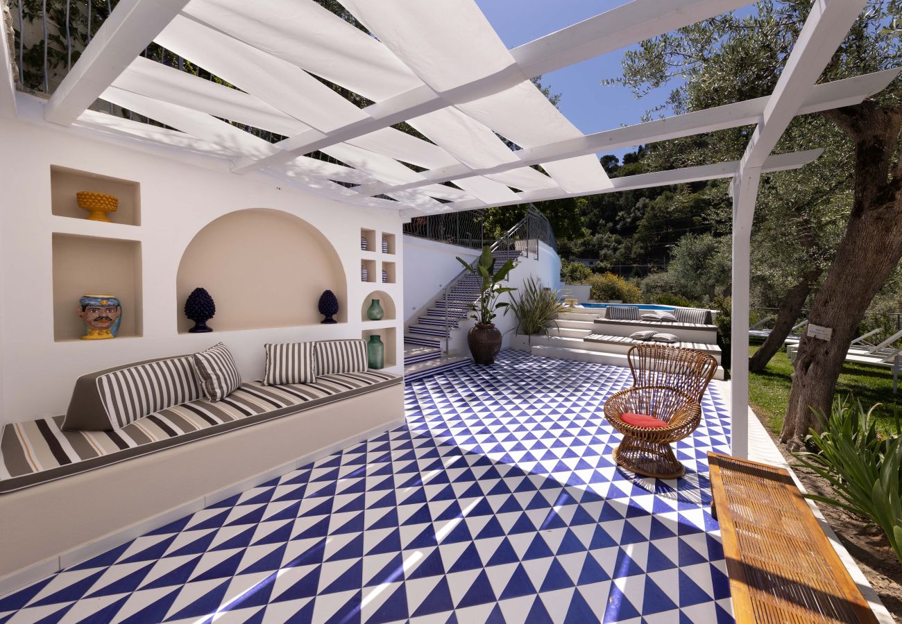 Villa a Massa Lubrense - AMORE RENTALS - Villa Gisolfi con Piscina Privata e Vista Mare