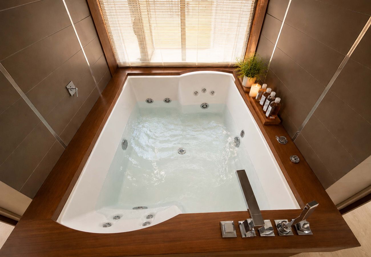 Villa a Sorrento - AMORE RENTALS - Villa Marisol con Piscina e Vista Mare