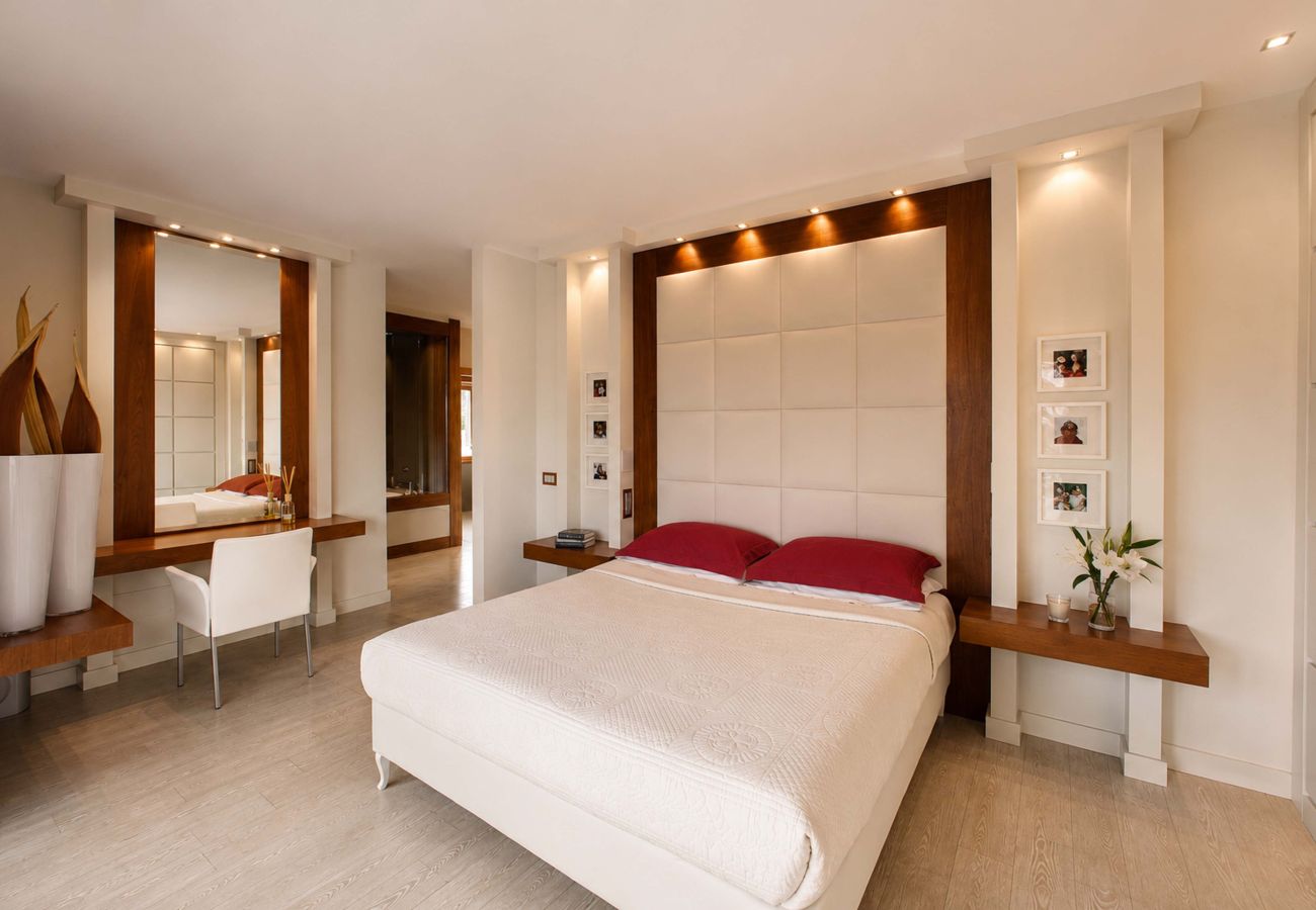 Villa a Sorrento - AMORE RENTALS - Villa Marisol con Piscina e Vista Mare
