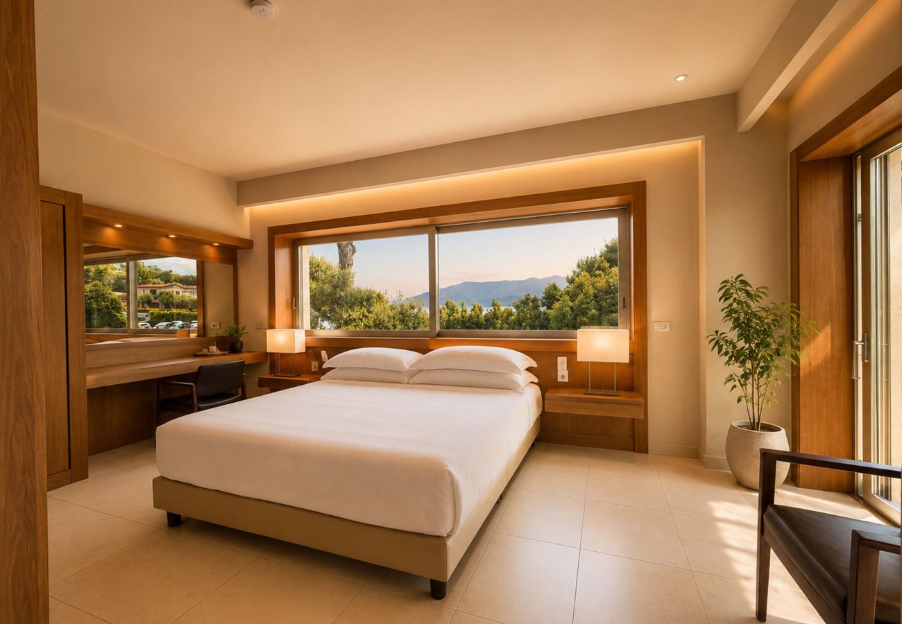 Villa a Sorrento - AMORE RENTALS - Villa Marisol con Piscina e Vista Mare