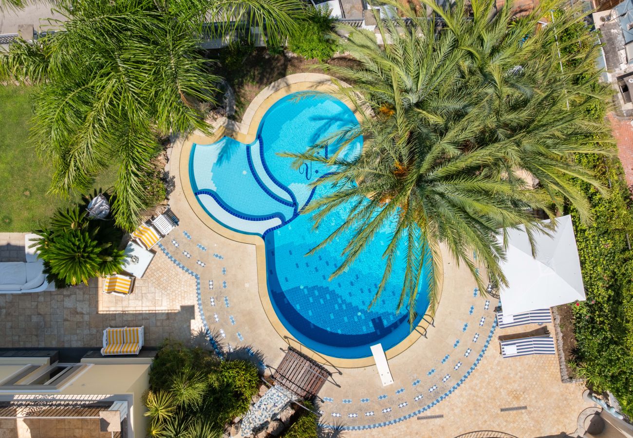 Villa a Castellammare di Stabia - AMORE RENTALS - Villa Imma con Piscina e Vista Mare