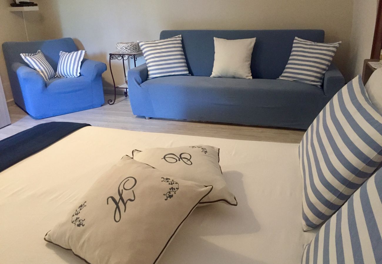 Apartment in Sorrento - AMORE RENTALS - Era's House with Air Conditioning and Internet Wi-Fi