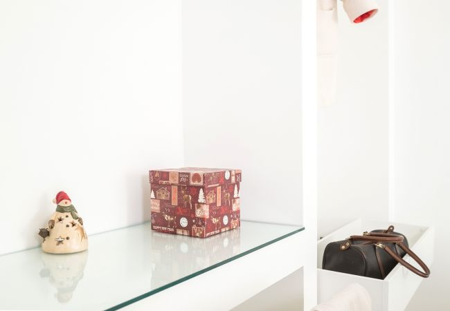 Apartment in Sorrento - AMORE RENTALS - Apartament Erica with Private Terrace, Air Conditioning and WI-FI near piazza Tasso Apartment in Sorrento - AMORE RENTALS - Apartament Erica with Private Terrace, Air Conditioning and WI-FI near piazza Tasso