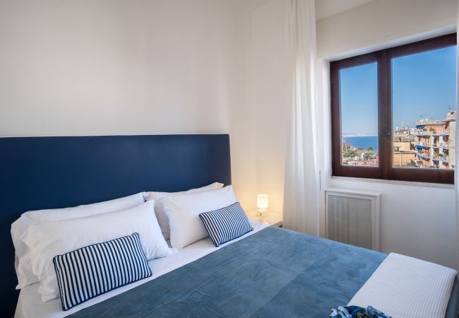 Apartment in Sorrento - AMORE RENTALS - Apartament Erica with Private Terrace, Air Conditioning and WI-FI near piazza Tasso Apartment in Sorrento - AMORE RENTALS - Apartament Erica with Private Terrace, Air Conditioning and WI-FI near piazza Tasso