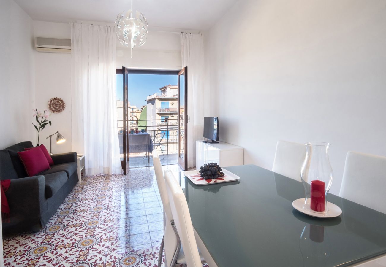 Apartment in Sorrento - AMORE RENTALS - Apartament Erica with Private Terrace, Air Conditioning and WI-FI near piazza Tasso
