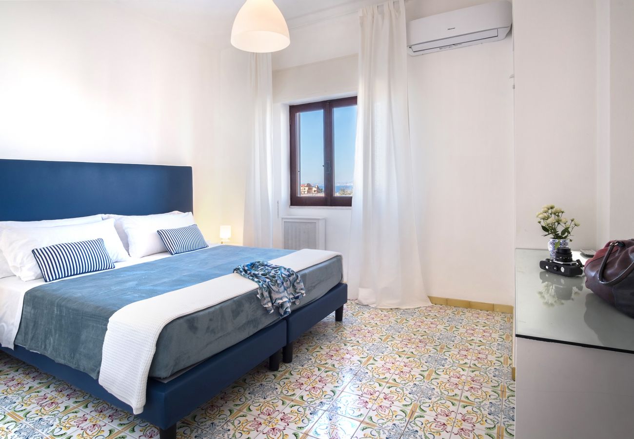 Apartment in Sorrento - AMORE RENTALS - Apartament Erica with Private Terrace, Air Conditioning and WI-FI near piazza Tasso