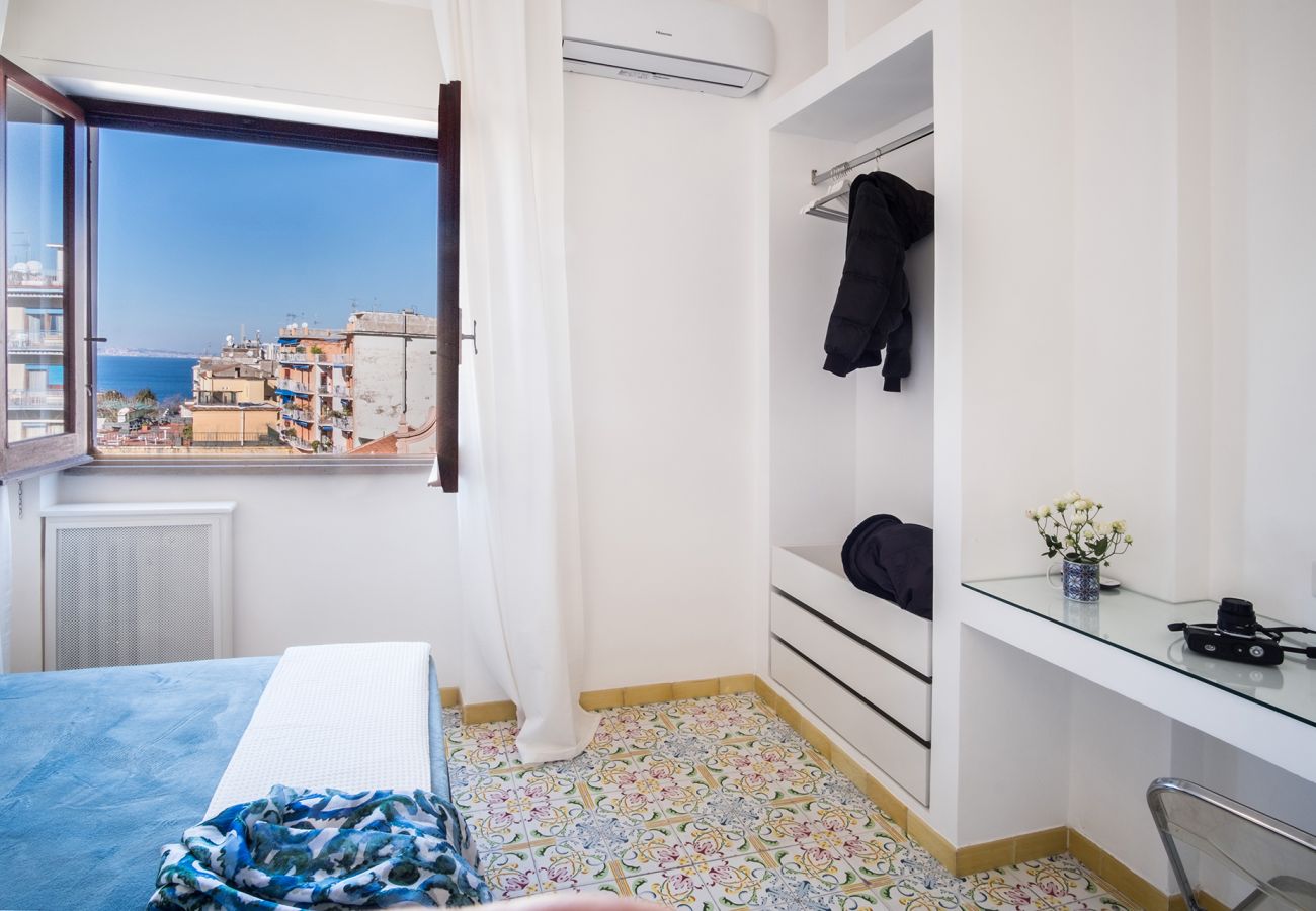 Apartment in Sorrento - AMORE RENTALS - Apartament Erica with Private Terrace, Air Conditioning and WI-FI near piazza Tasso