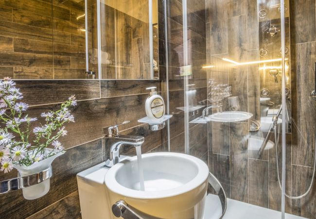 Apartment in Sorrento - AMORE RENTALS - Apartment Caruso in Piazza Tasso with Air Conditioning, WI-FI Apartment in Sorrento - AMORE RENTALS - Apartment Caruso in Piazza Tasso with Air Conditioning, WI-FI