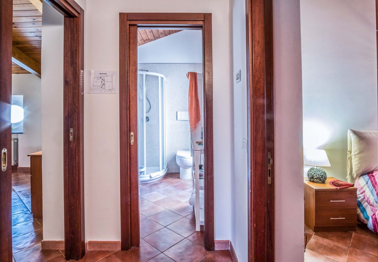 Apartment in Sorrento - AMORE RENTALS - Maison Palazzo Correale with Private Parking and Air Conditioning