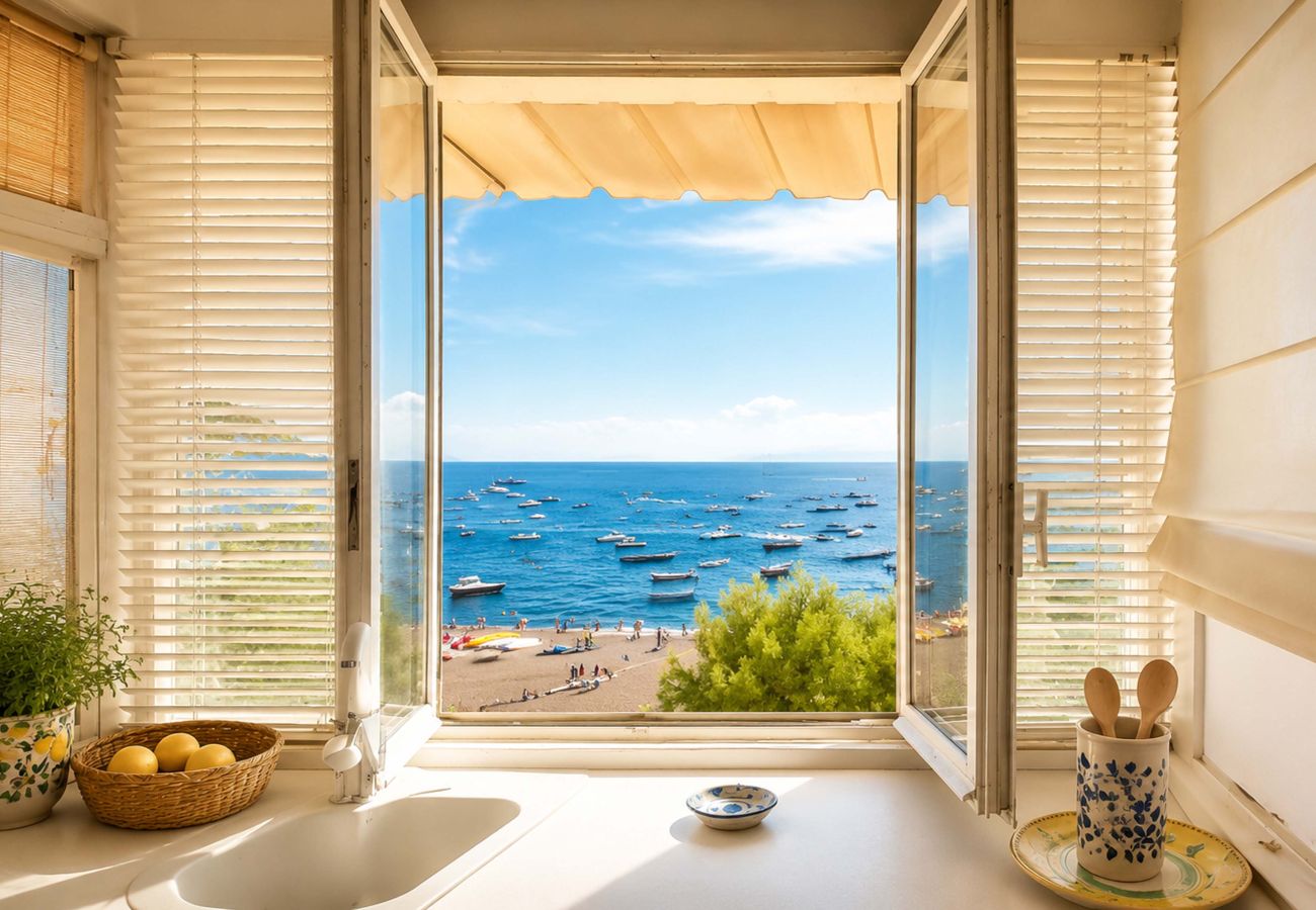 House in Positano - AMORE RENTALS - Casa Raffi with Sea View on Positano’s Spiaggia Grande