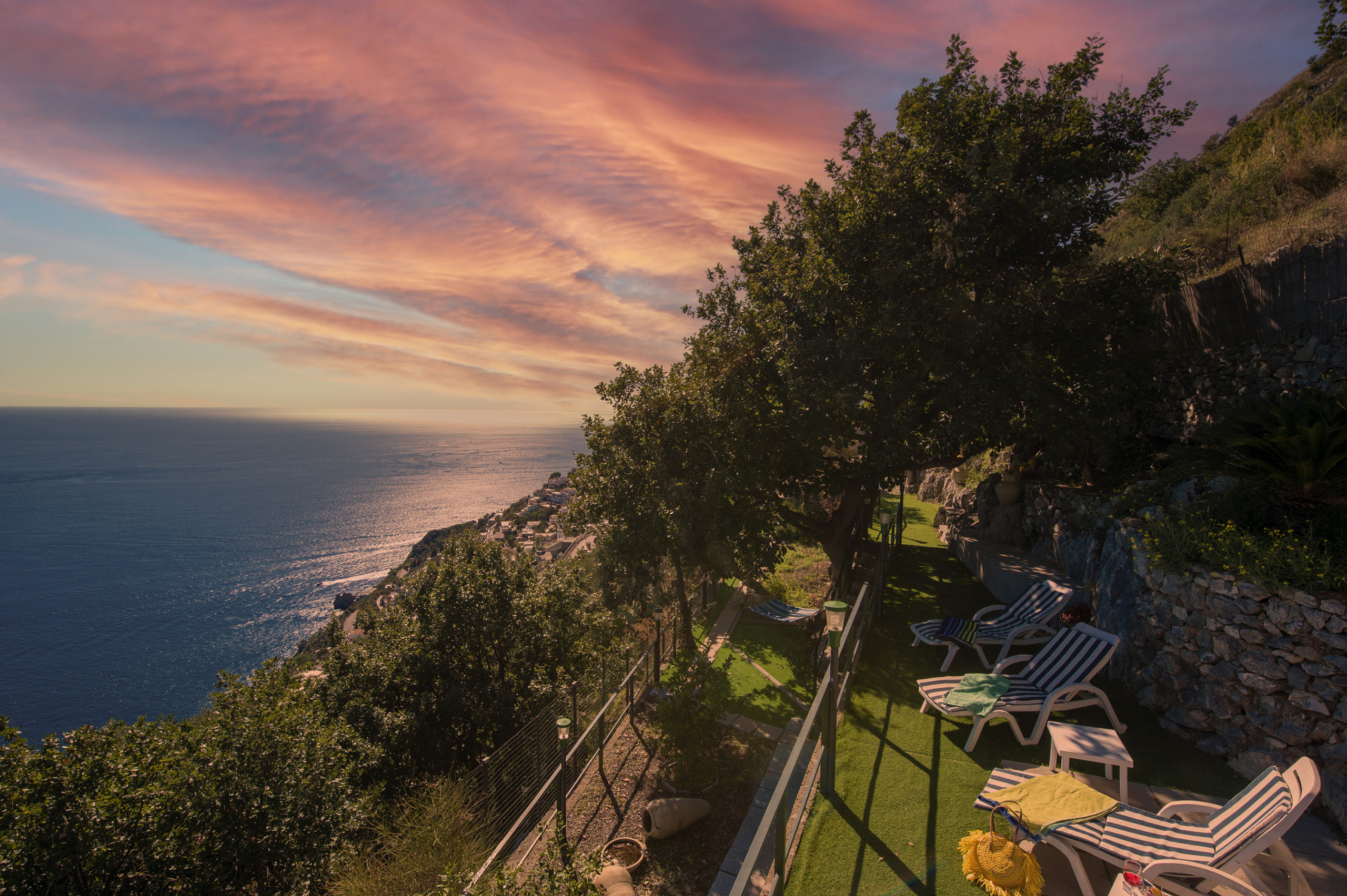 Casa Luci with Private Pool, Sea View and Air Conditioning