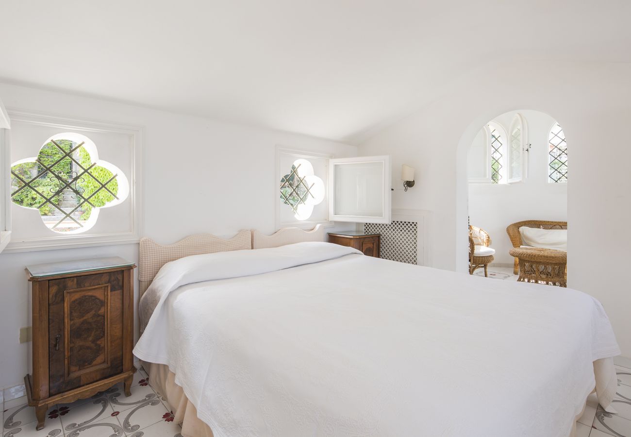 Villa in Massa Lubrense - AMORE RENTALS - Villa Ortensia with Private Pool, Sea View, Near the Sea