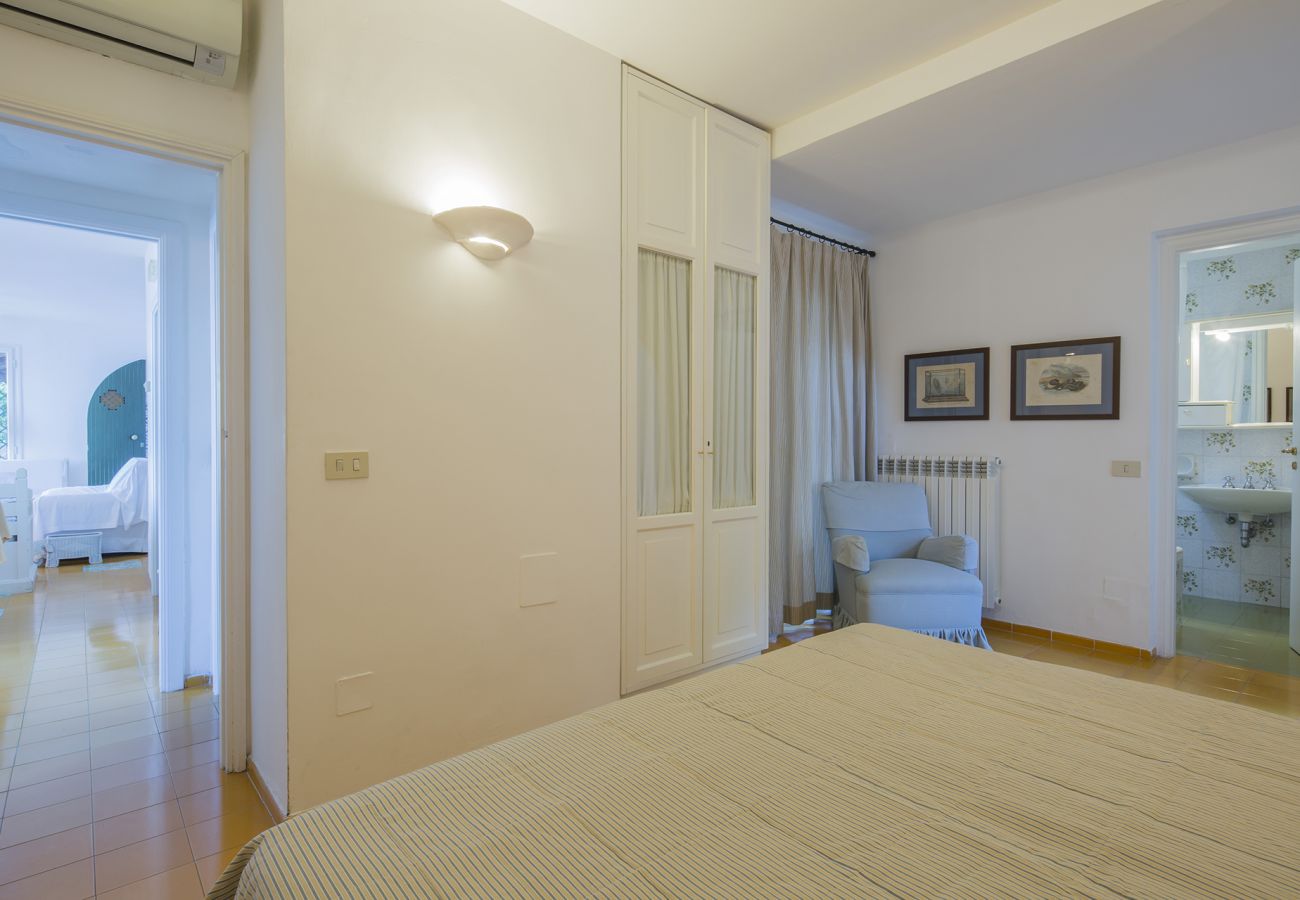 Villa in Massa Lubrense - AMORE RENTALS - Villa Ortensia with Private Pool, Sea View, Near the Sea