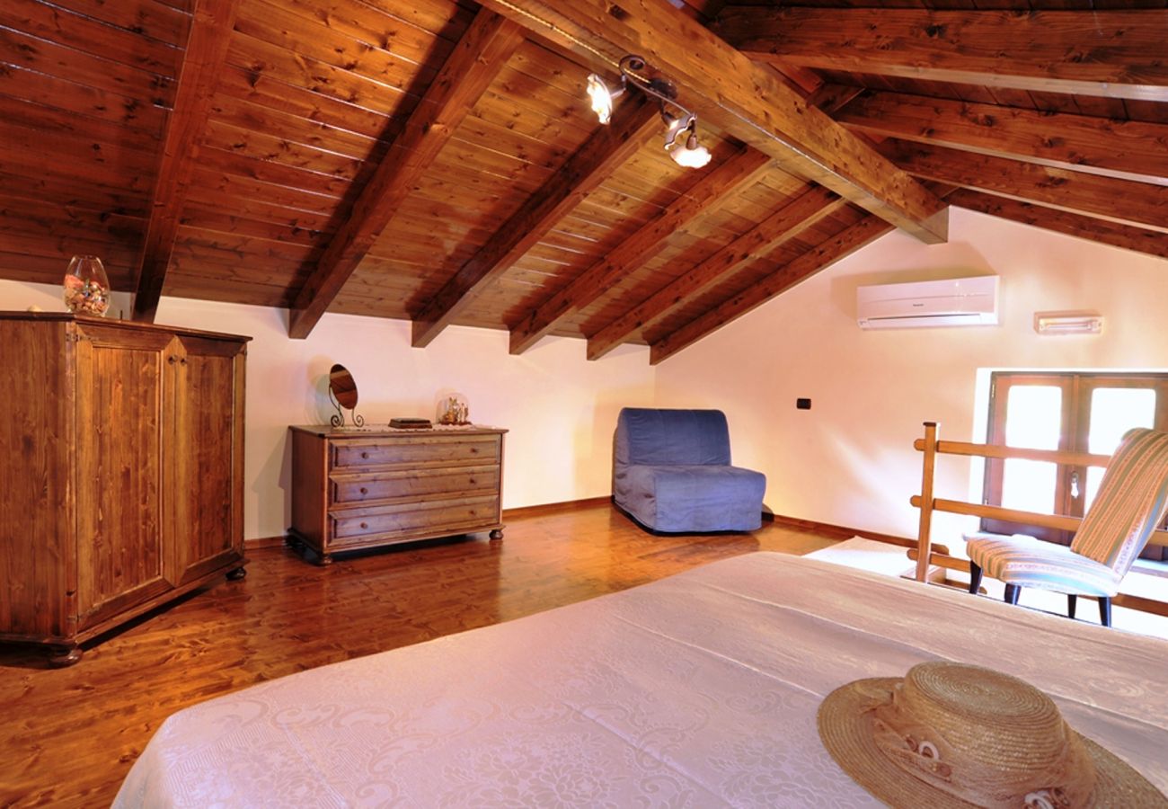 Villa in Sant´Agata sui Due Golfi - AMORE RENTALS - Casa Nando with private Pool, Garden, Terrace and Sea View