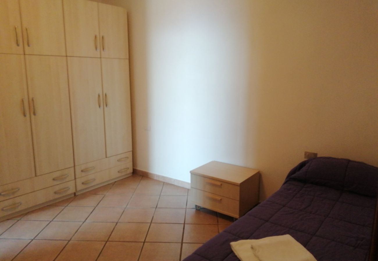 House in Positano - AMORE RENTALS - Villa Arora with Private Pool, Terrace, Sea View and parking near Positano