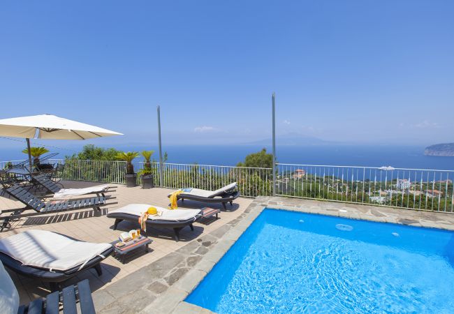  in Sorrento - AMORE RENTALS - Casa Augusta A with Mini Pool, Sea View, Parking and Private Terraces