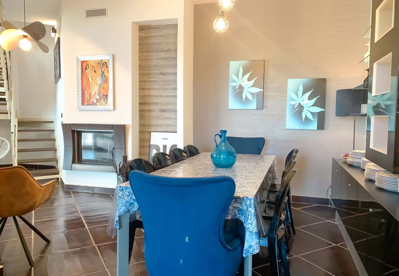 House in Sorrento - AMORE RENTALS - Casa Augusta A with Mini Pool, Sea View, Parking and Private Terraces