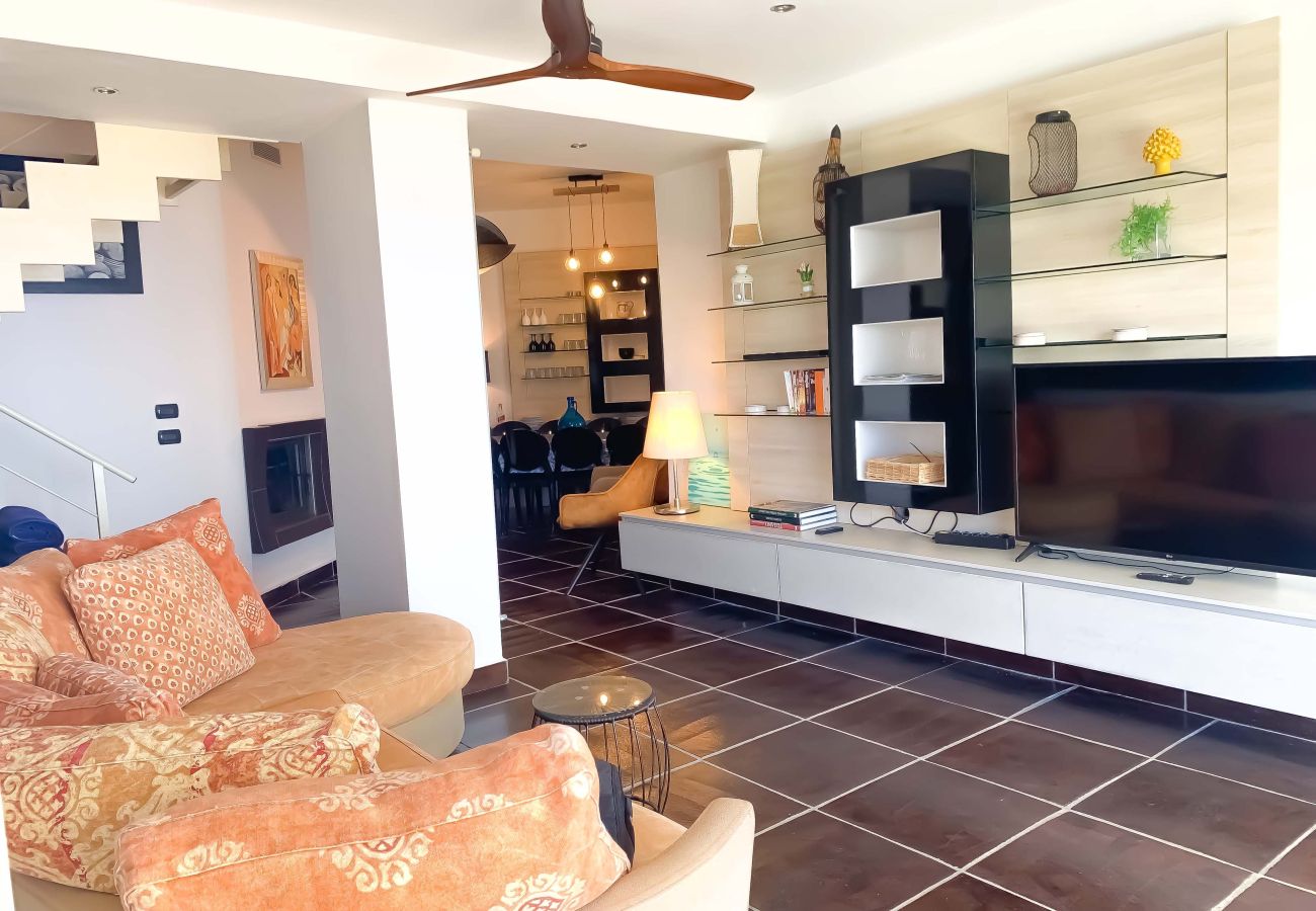 House in Sorrento - AMORE RENTALS - Casa Augusta A with Mini Pool, Sea View, Parking and Private Terraces