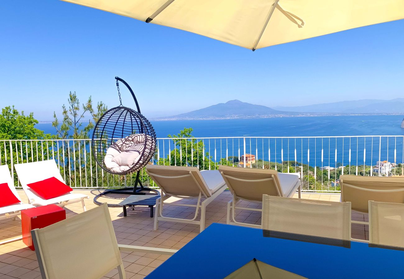 House in Sorrento - AMORE RENTALS - Casa Augusta A with Mini Pool, Sea View, Parking and Private Terraces