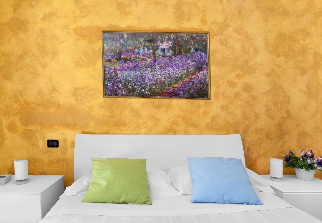 House in Sorrento - AMORE RENTALS - Casa Augusta B with Private Terrace, Barbecue and Sea View
