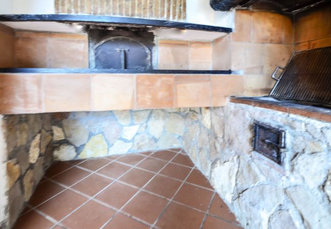 Villa in Termini - AMORE RENTALS - Villa Bacco with Private Swimming Pool, Sea View, Parking, Romantic Villa in Termini - AMORE RENTALS - Villa Bacco with Private Swimming Pool, Sea View, Parking, Romantic