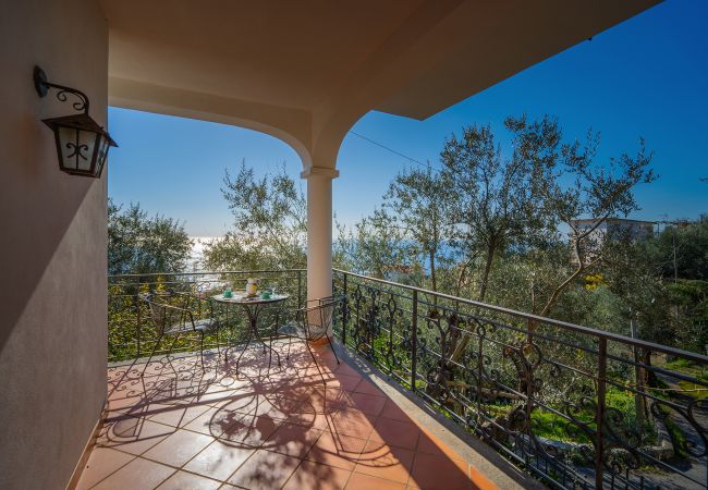Villa/Dettached house in Nerano - AMORE RENTALS -Villa Gea with Sea View and Parking near the Beach