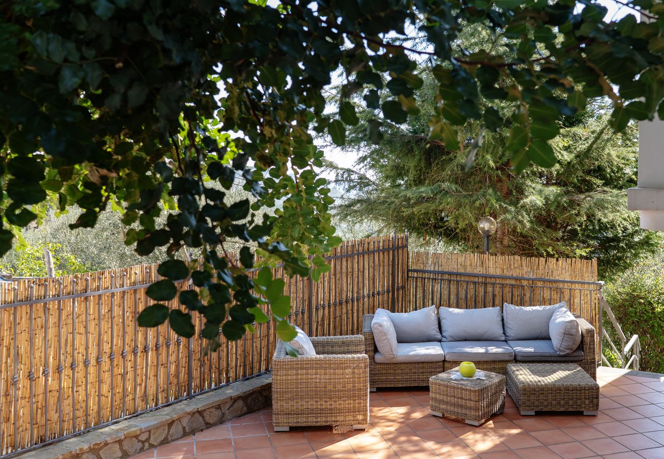 Villa in Nerano - AMORE RENTALS -Villa Gea with Sea View and Parking near the Beach