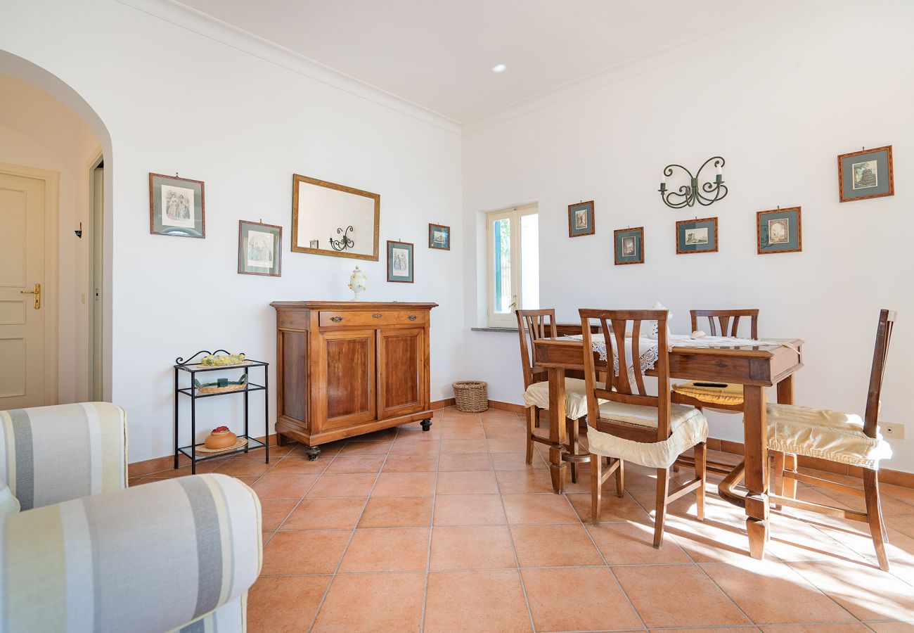 Villa in Nerano - AMORE RENTALS -Villa Gea with Sea View and Parking near the Beach