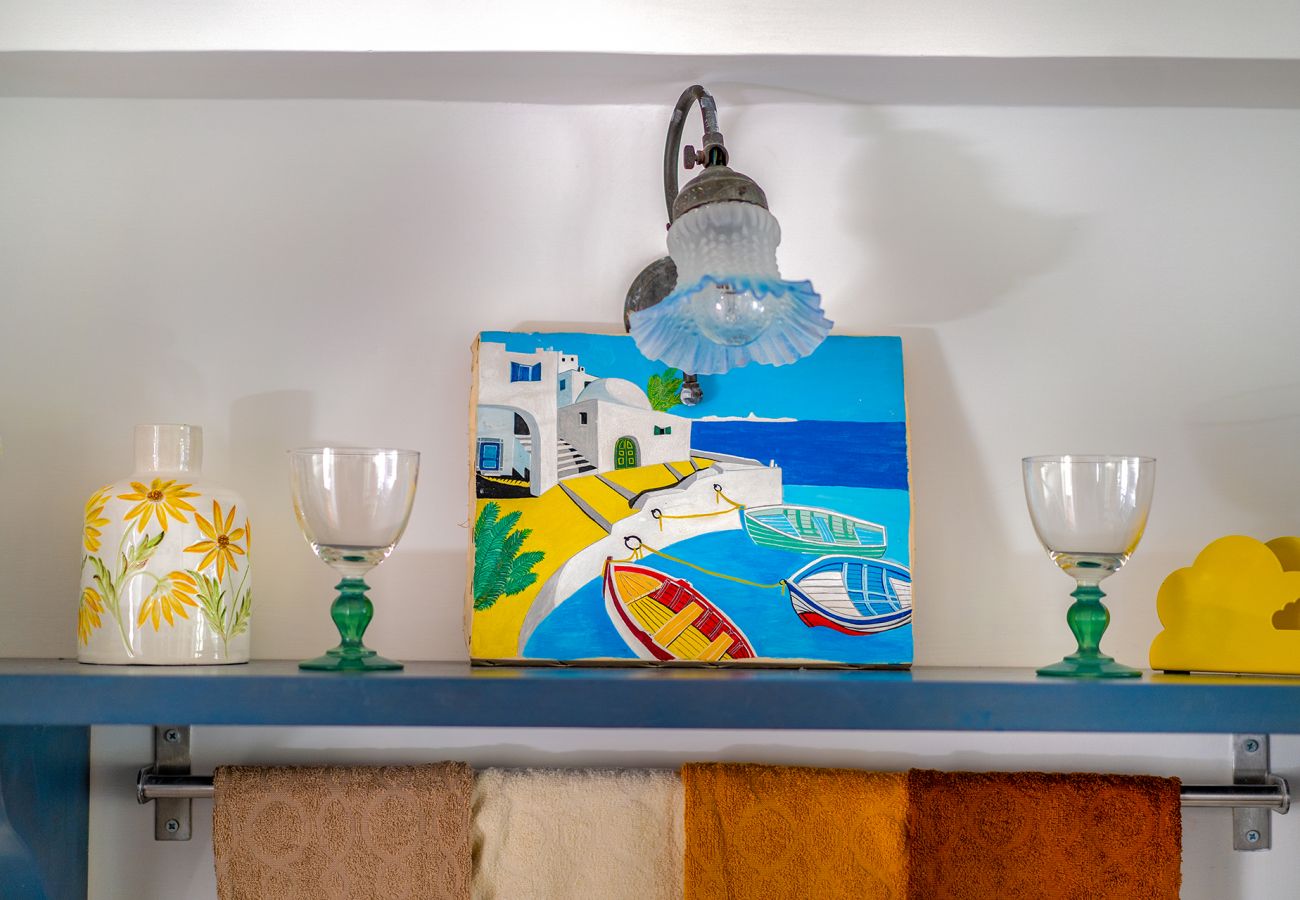 Villa in Nerano - AMORE RENTALS -Villa Gea with Sea View and Parking near the Beach