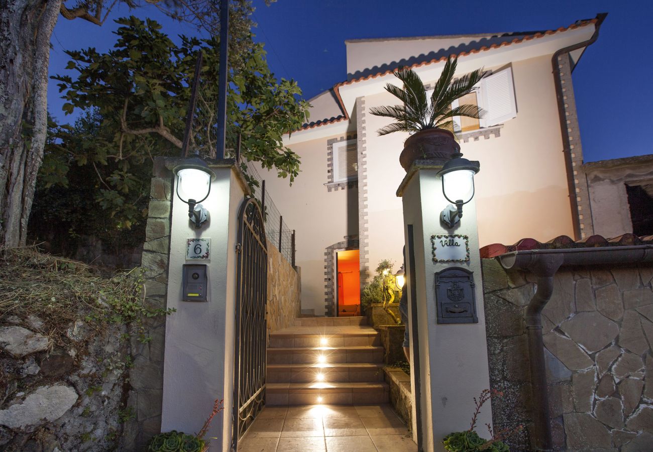 Villa in Massa Lubrense - AMORE RENTALS -Villa Felice with private pool, sea view in a quiet area, Massa Lubrense