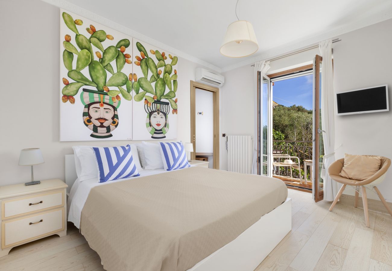 Villa in Massa Lubrense - AMORE RENTALS -Villa Felice with private pool, sea view in a quiet area, Massa Lubrense